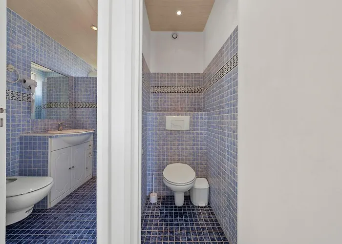 Medusas By Interhome * Denia